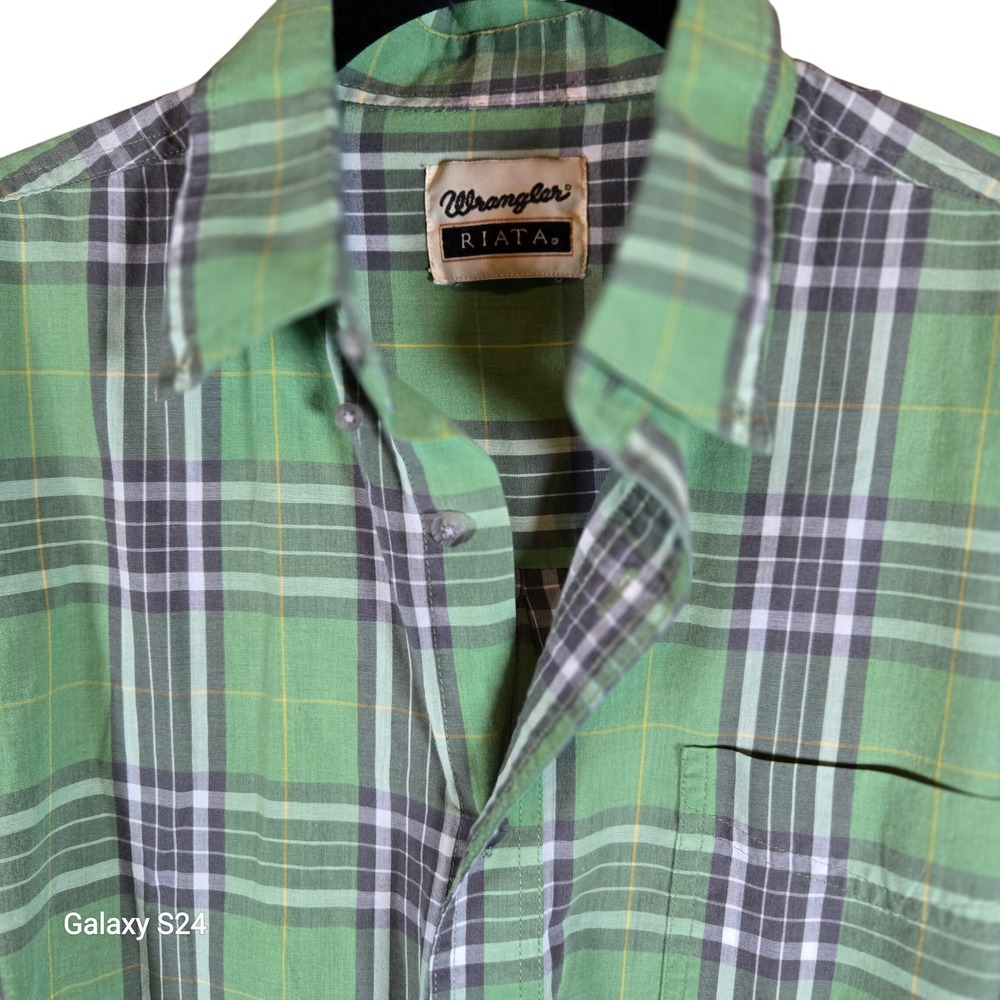 Wrangler Riata Men's Green Plaid Long Sleeve Button Up Shirt Size‎ L